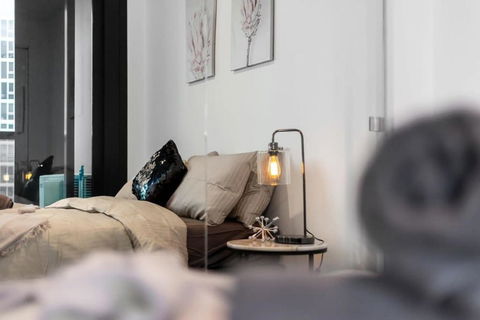 A Comfy Apt Only A 5-min Walk To Victoria Market - Getaway Accommodation 0