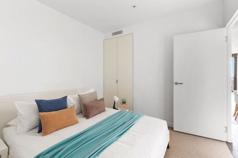 A Cozy 2BR Apt With Free WiFi In Prime Melbourne - Getaway Accommodation 1