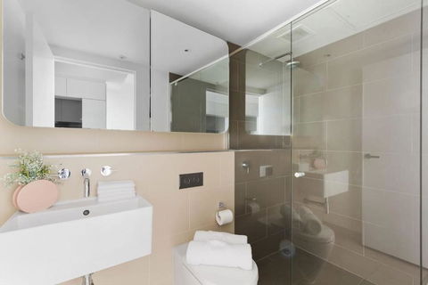 A Cozy 2BR Apt With Free WiFi In Prime Melbourne - Getaway Accommodation 2