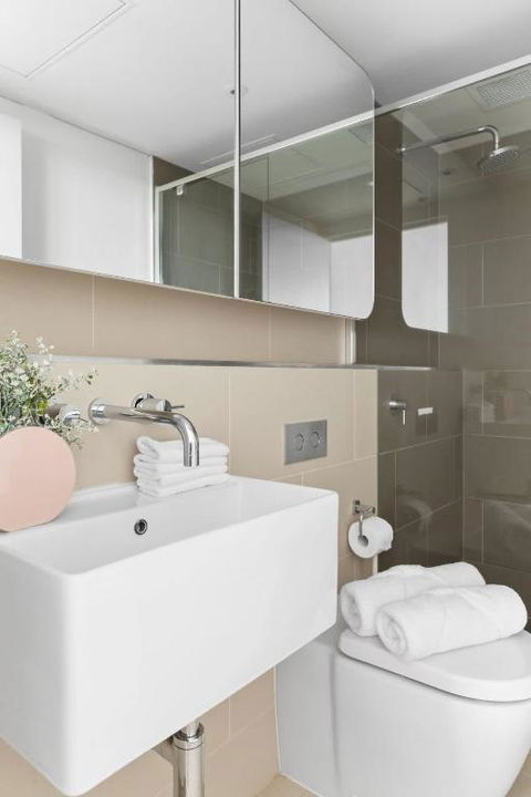 A Cozy 2BR Apt With Free WiFi In Prime Melbourne - Getaway Accommodation 3