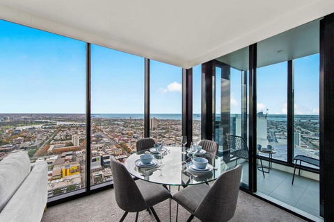A Lux 2BR Apt With Panoramic Views, FREE Parking - Getaway Accommodation 3