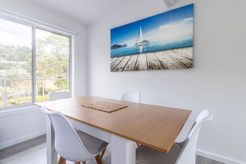 A Lyttle Bit Of Paradise - Getaway Accommodation 4