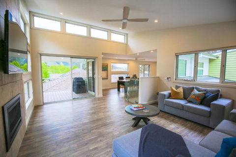 A Pear Tree Loft - Getaway Accommodation 4