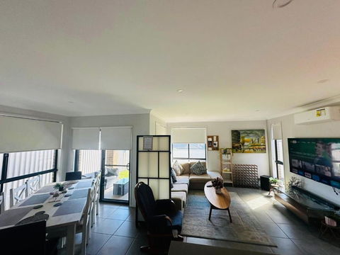 A Private Ensuite With AC And TV - Getaway Accommodation 0