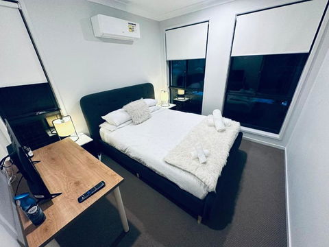 A Private Ensuite With AC And TV - Getaway Accommodation 4
