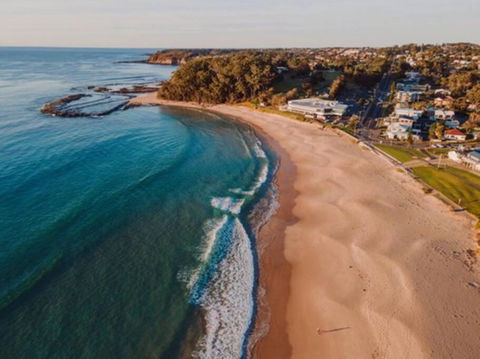 A Reef Intermission - A Coast Break At Mollymook - Getaway Accommodation 0