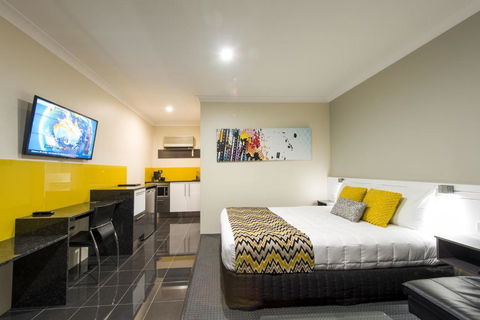 Abbey Motor Inn - Getaway Accommodation 0
