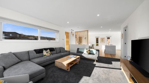 About Time - Getaway Accommodation 2