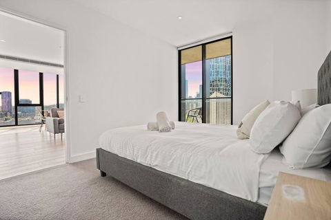 Absolute Bay View Waterfront Getaway Apt 2B2B1C - Getaway Accommodation 3