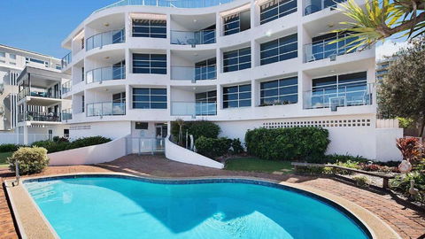 Absolute Waterfront With Rooftop! - Getaway Accommodation 4