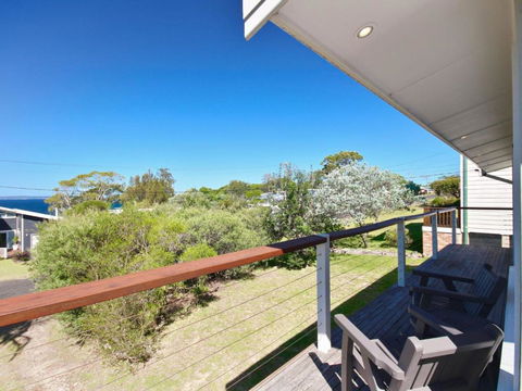 Acacia Cottage At Hyams Beach - Getaway Accommodation 2