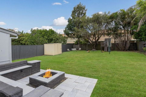 Acacia Ridge Cottage - Getaway Accommodation 0