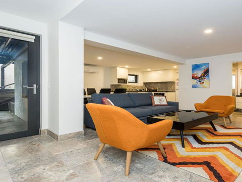 Across The Road From The Beach Inlet Side - Getaway Accommodation 0