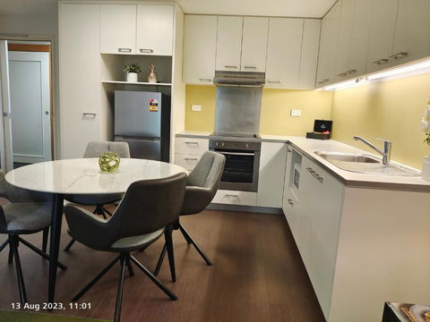 Adelaide City Loft - Getaway Accommodation 3