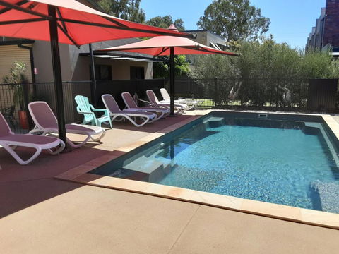 Adelphi Apartment 2- Poolside Or Apartment 2A- King Studio - Getaway Accommodation 2