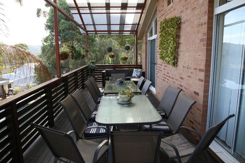 A Holiday Home For Every Season - Getaway Accommodation 4