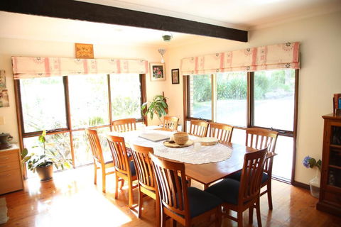 A Holiday Home For Every Season - Getaway Accommodation 1