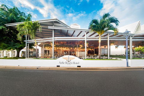 Airlie Beach Hotel - Getaway Accommodation 4