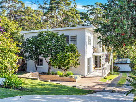 Akora House At Hyams Beach - Getaway Accommodation 4