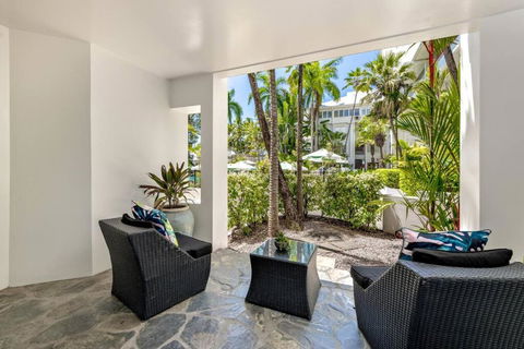 Alamanda At Palm Cove Directly On The Beach - Getaway Accommodation 3