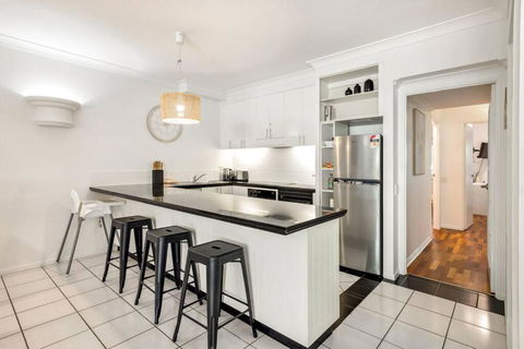 Alamanda At Palm Cove Directly On The Beach - Getaway Accommodation 4