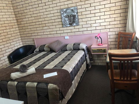 Alamo Motor Inn - Getaway Accommodation 1