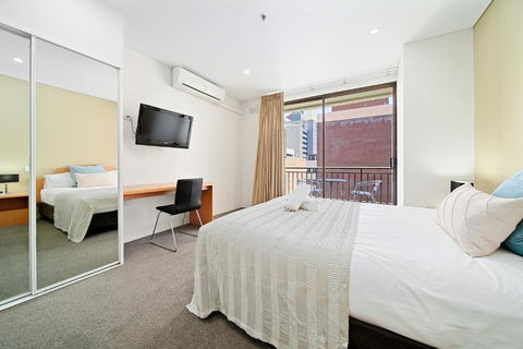 All Suites Perth - Getaway Accommodation 4