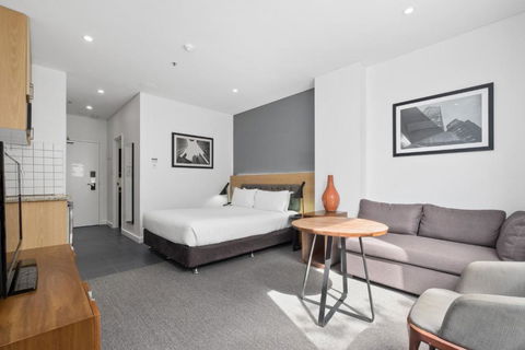 All Suites Perth - Getaway Accommodation 1