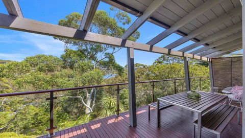 Allure - Bay Views And Wifi - Getaway Accommodation 2