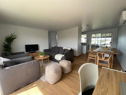 Alma Beach Haven - Getaway Accommodation 3