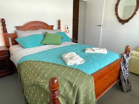 Aloha Adelaide - Getaway Accommodation 0