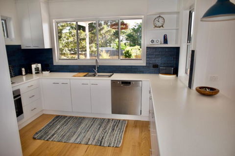 Alora Cottage - Getaway Accommodation 3
