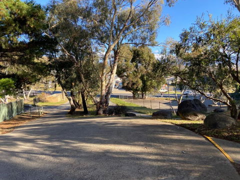 Alpine Mountain View 3 - Jindabyne - Getaway Accommodation 3
