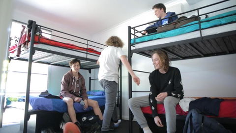 Alpine Sports Lodge - Getaway Accommodation 0