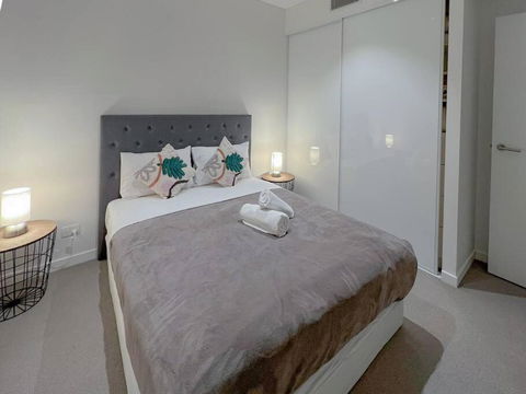 Amazing 2 Bedroom In CBD! - Getaway Accommodation 4