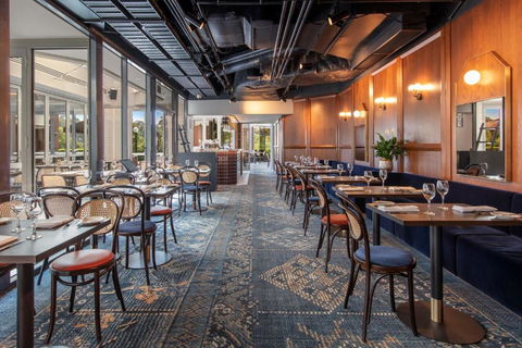 Amora Hotel Riverwalk Melbourne - Getaway Accommodation 3