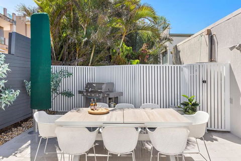 An Oasis By The Beach With Ocean Views Daybed BBQ - Getaway Accommodation 4