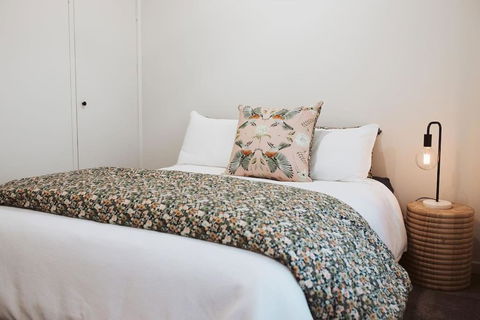 An Unexpected Delight In The Heart Of Town - Getaway Accommodation 4