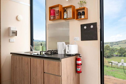 An Unforgettable View By Tiny Away - Getaway Accommodation 3