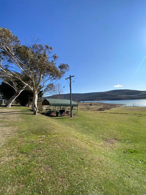 Anglers Reach Lakeside Village - Getaway Accommodation 4