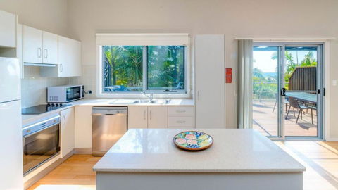 Angourie Blue 8 - Getaway Accommodation 1