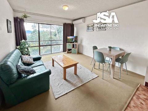 Alpine Mountain View Kirwan 10 - Getaway Accommodation 1