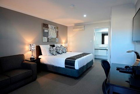 Astro Dish Motor Inn - Getaway Accommodation 3