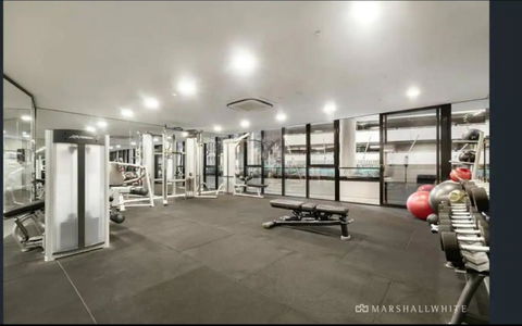 Apartment 405 8 Daly St South Yarra 3141 LUCIA - Getaway Accommodation 1