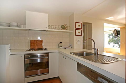 Apartment 7 Kalimna - Getaway Accommodation 3