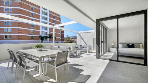Apollo Short Walk To Beach Accom Holidays - Getaway Accommodation 0