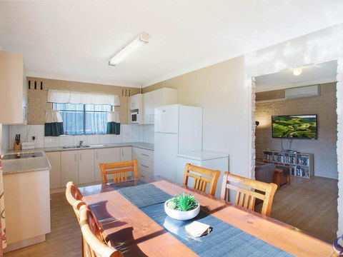 Apollo Unit 12 Ground Floor - Getaway Accommodation 3