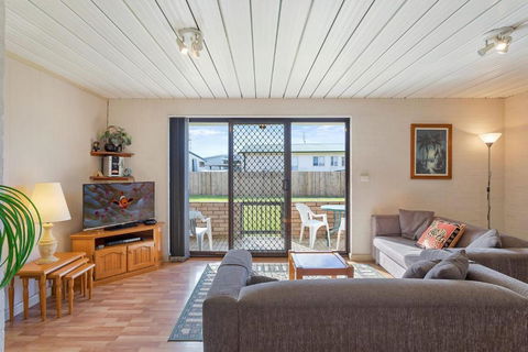 Apollo Unit 27 - Ground Floor - C Block - Getaway Accommodation 1