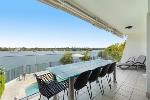 Aqua Linea 3 Noosa Parade 82 - Getaway Accommodation 1