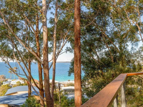 Aqua Pure At Hyams Beach - Getaway Accommodation 1